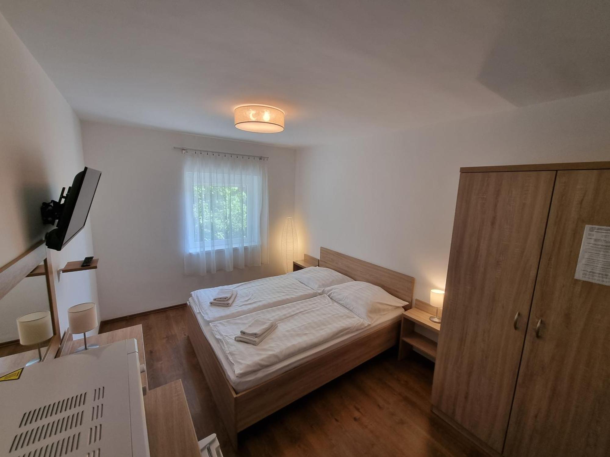 Ádám Apartmanház Siófok Quarto foto