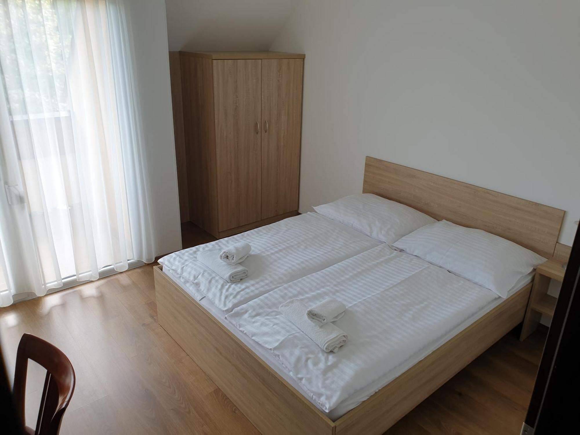 Ádám Apartmanház Siófok Quarto foto