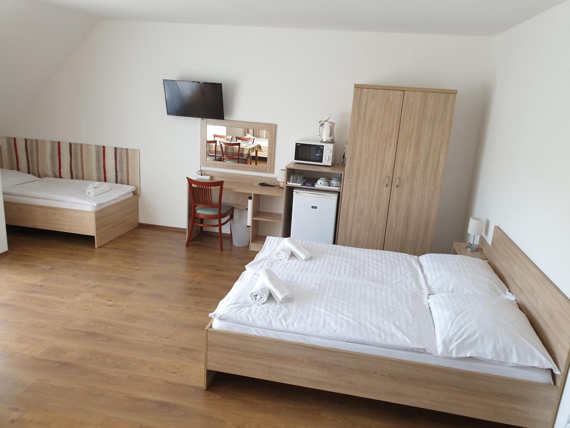 Ádám Apartmanház Siófok Quarto foto